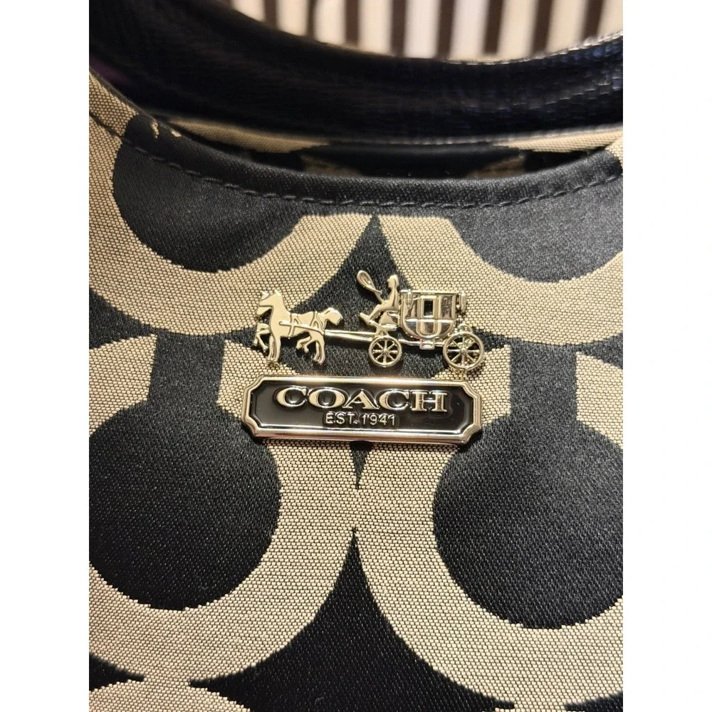Coach Optic Signature Hobo Bag Black Grey Jacquard Purple Lining